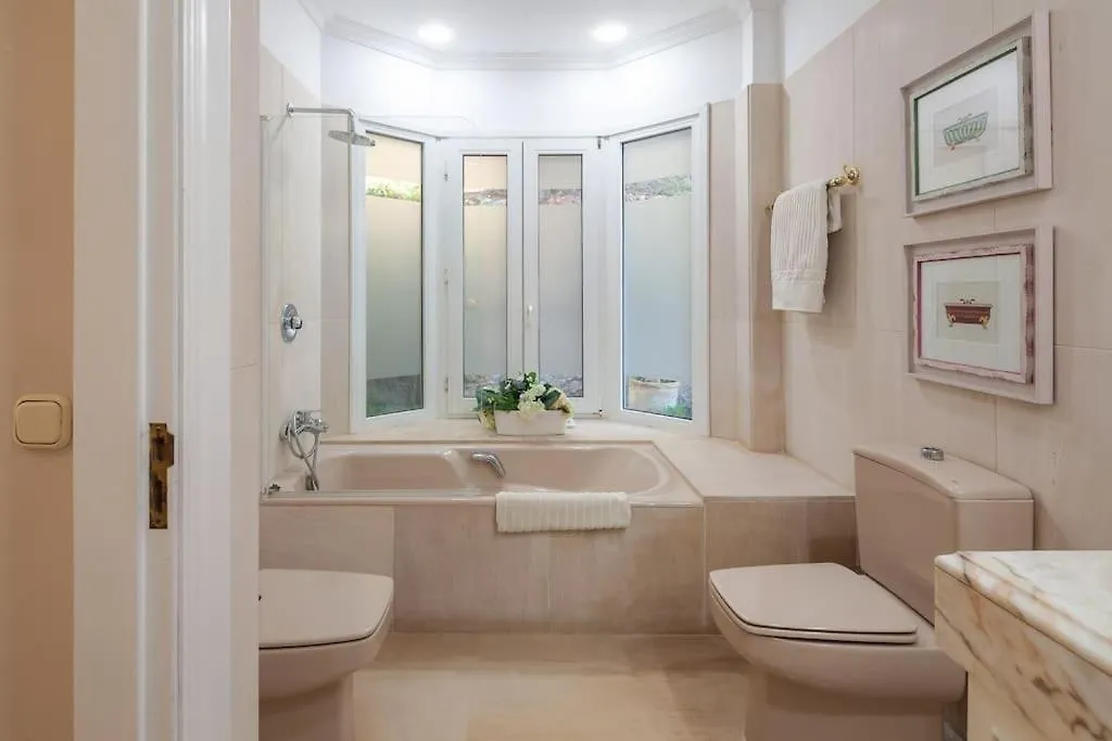Luxury Villa With Sea Views & Terrace By Rems Málaga 0*,  España